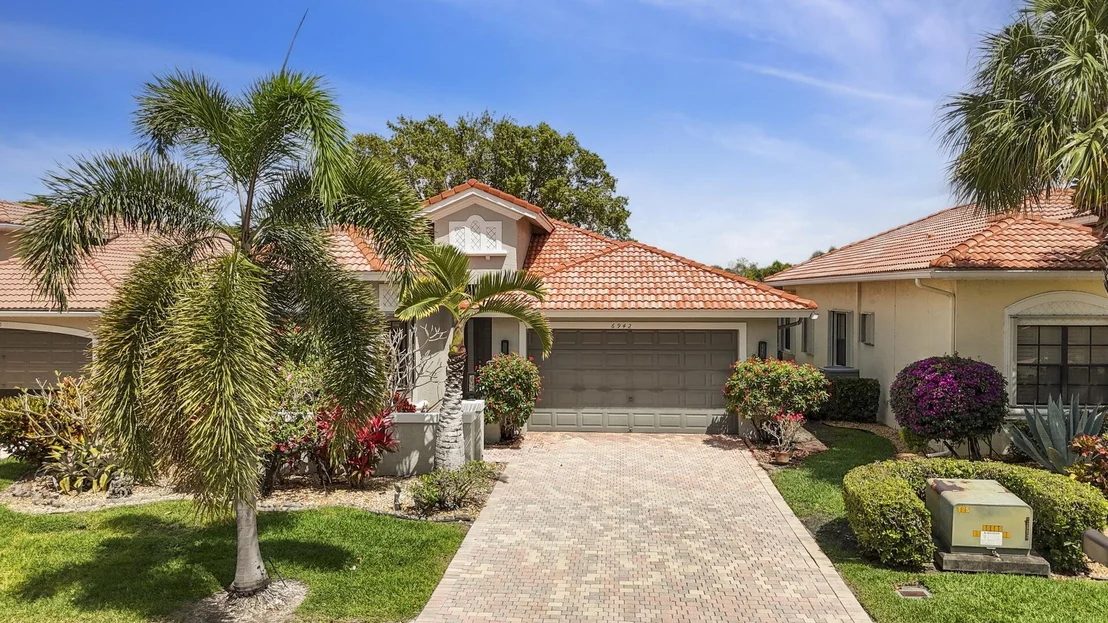 Photo of 6942 Boscanni Drive