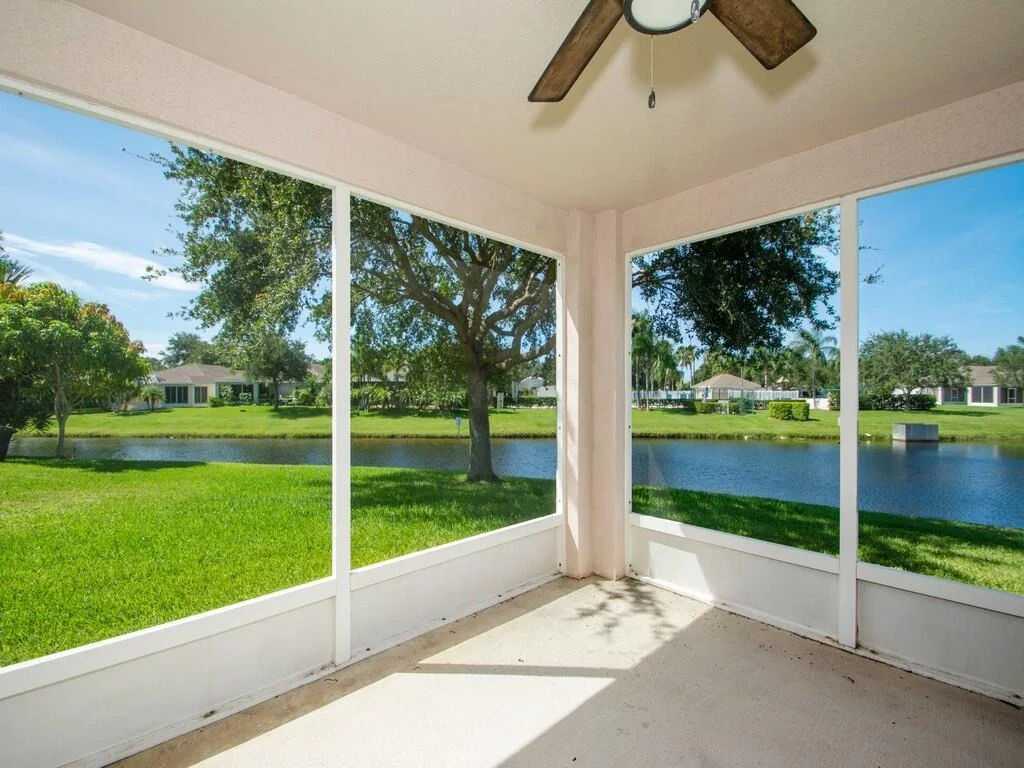Photo of 1380 11th Lane
