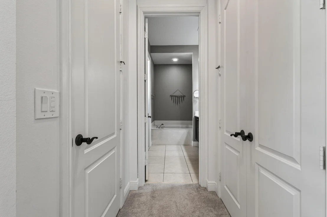 Photo of 137 INKBERRY Drive