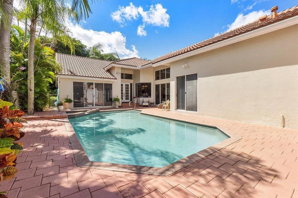 Photo of 7418 Campo Florido