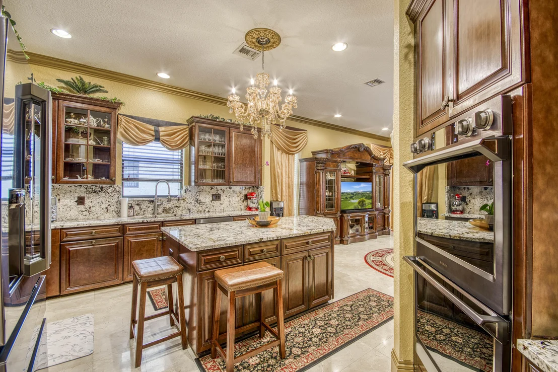 Photo of 3581 Collonade Drive