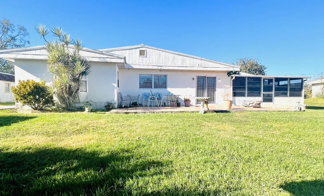 Photo of 1303 SE 8th Avenue