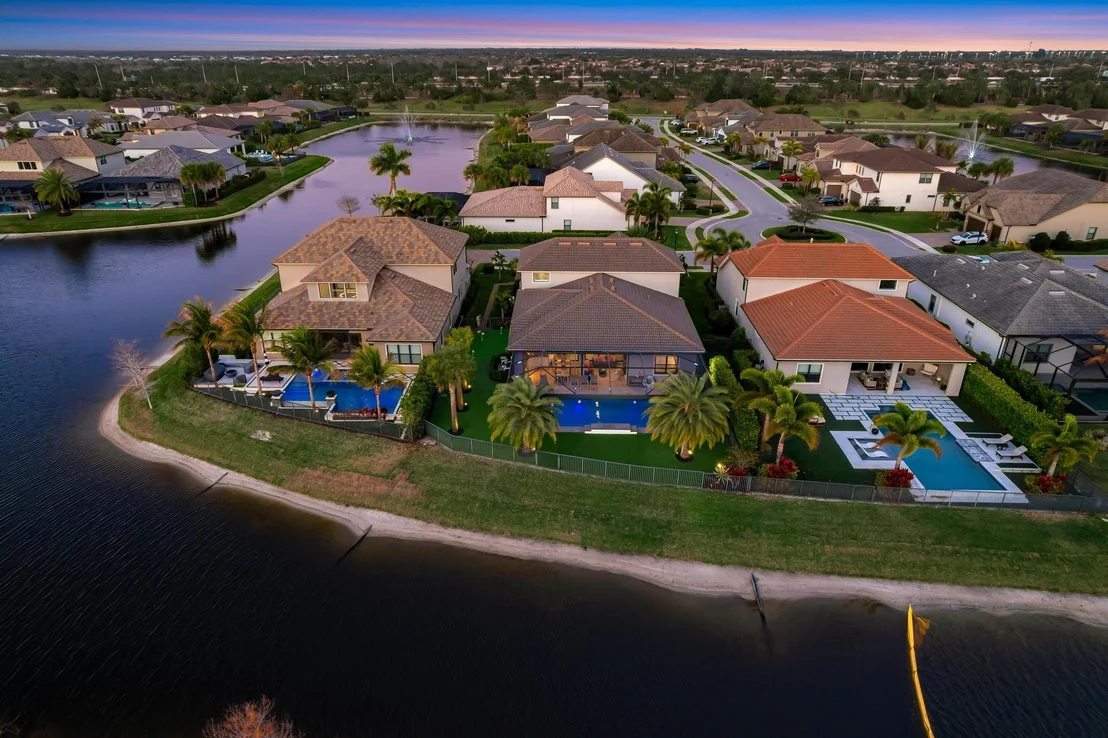 Photo of 137 Cinder Dunes Point