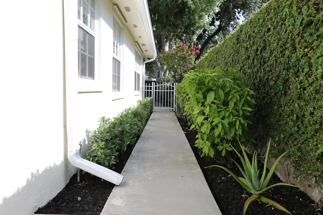Photo of 252 Brier Circle