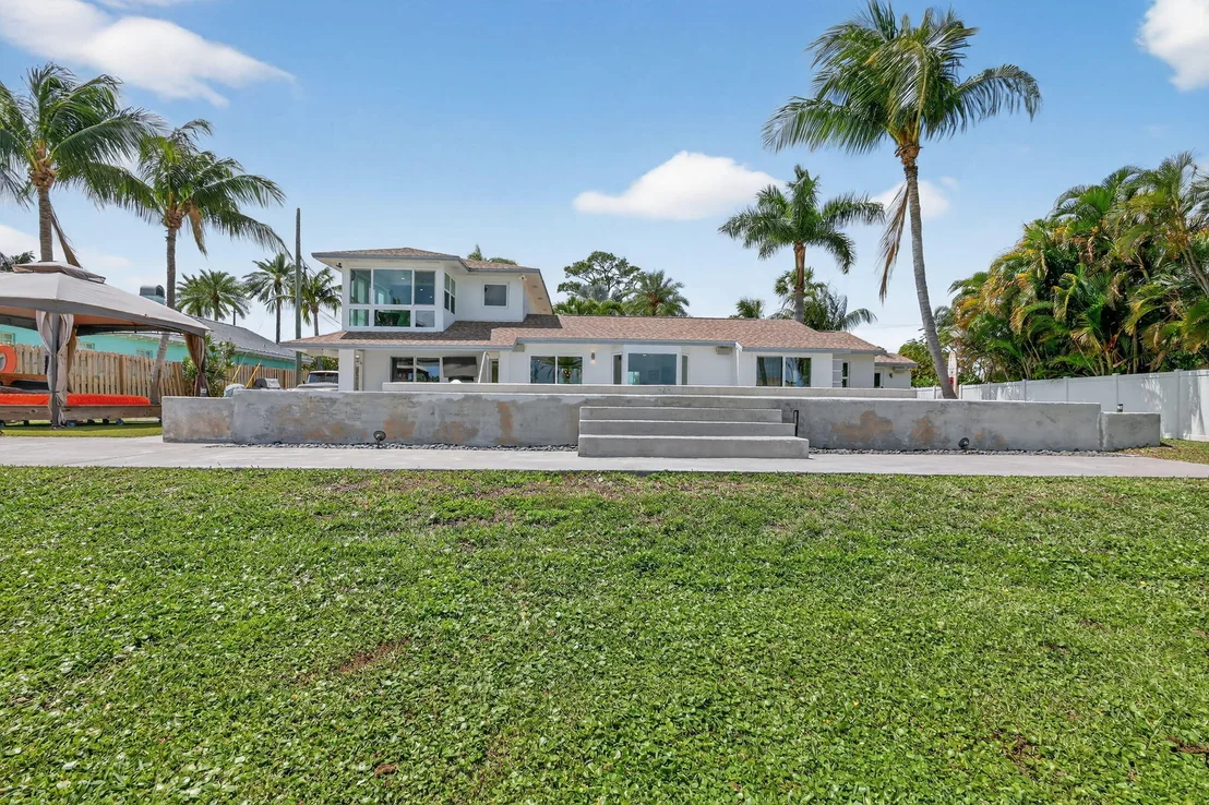 Photo of 6544 Eastview Drive