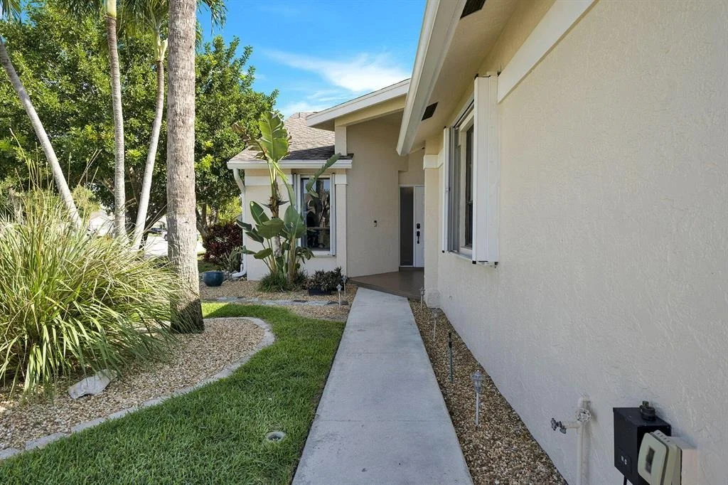 Photo of 8583 Shawe Way