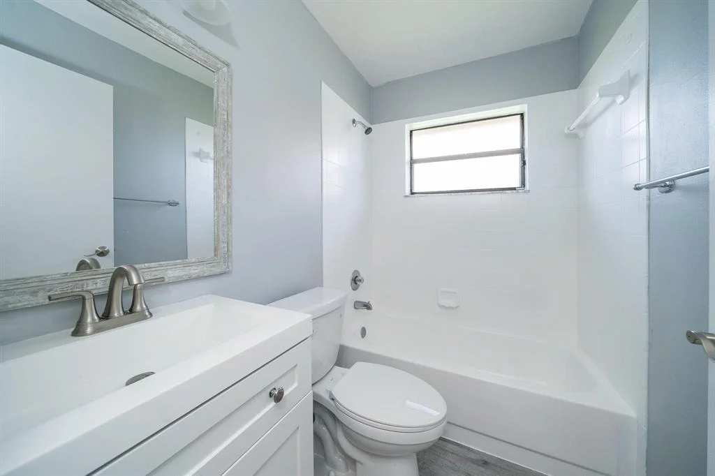 Photo of 5319 Helene Circle