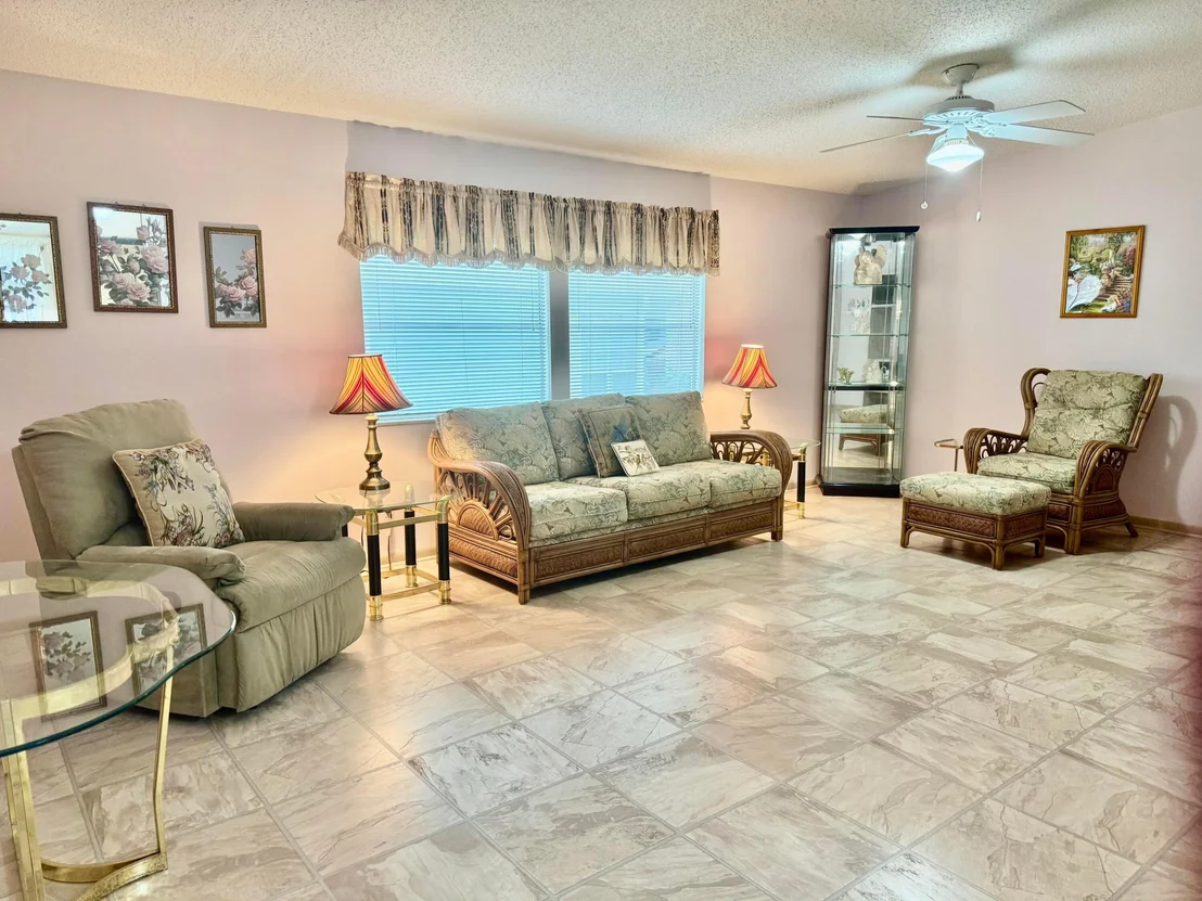Photo of 1704 SW 35th Circle