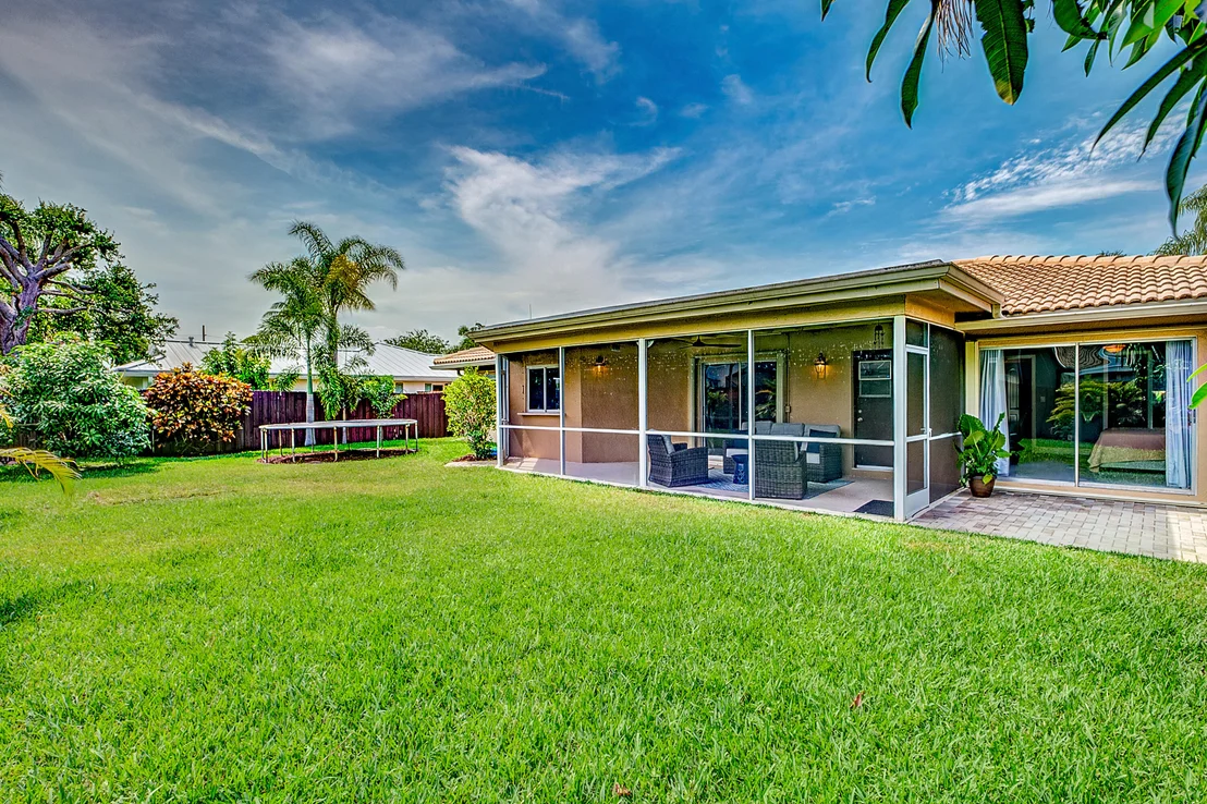 Photo of 4886 Acorn Drive