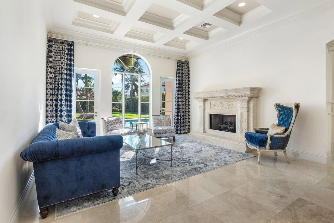 Photo of 384 Royal Palm Way