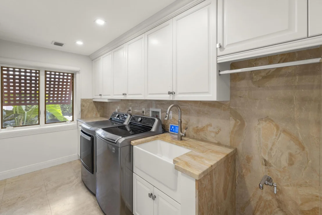 Photo of 103 River Drive