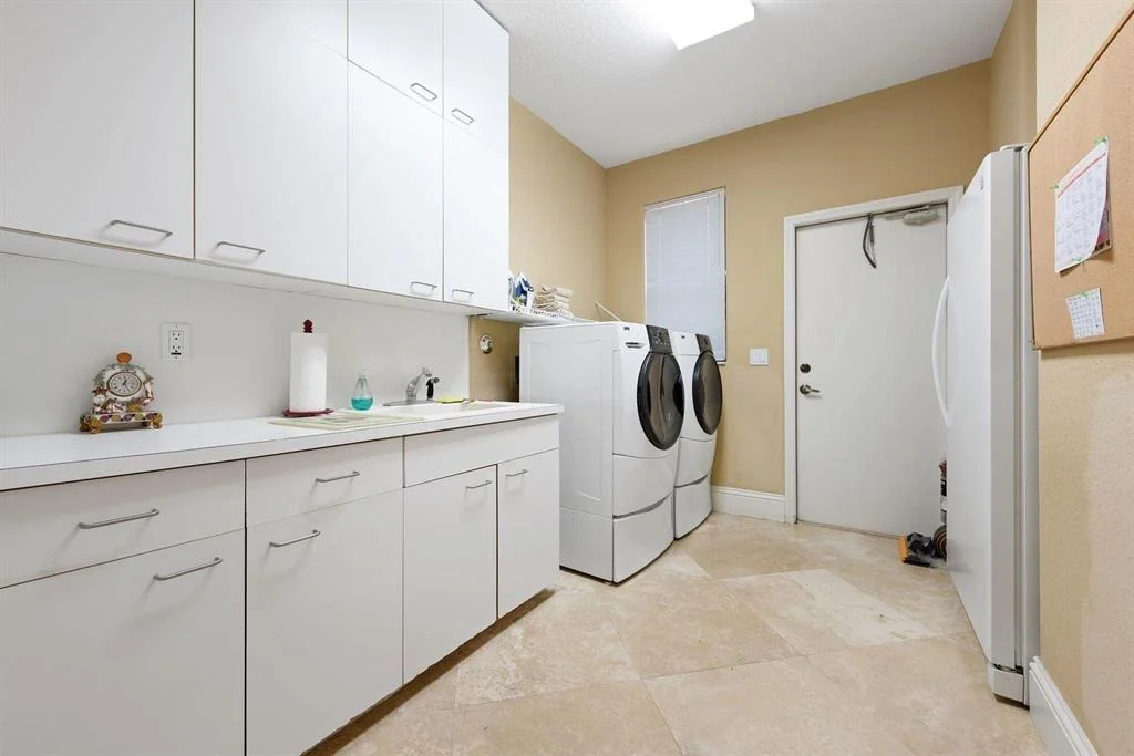 Photo of 7291 Valencia Drive