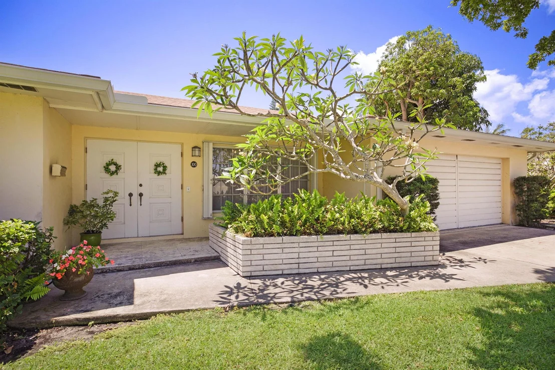 Photo of 100 Gulfstream Road