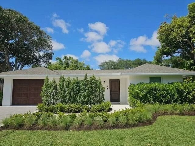 Photo of 2665 Oak Drive