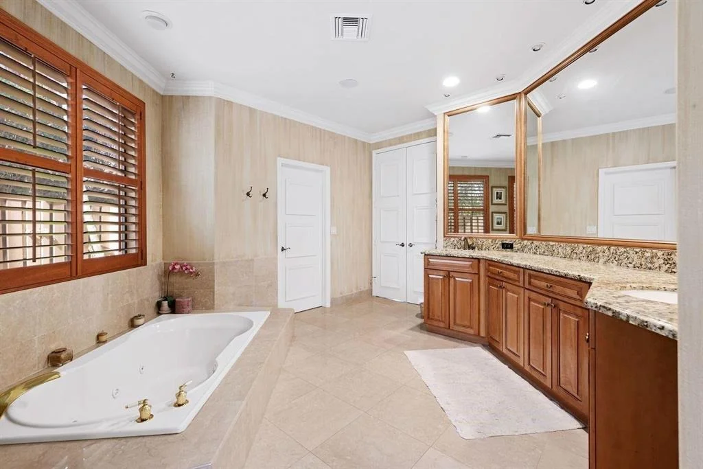 Photo of 7291 Valencia Drive