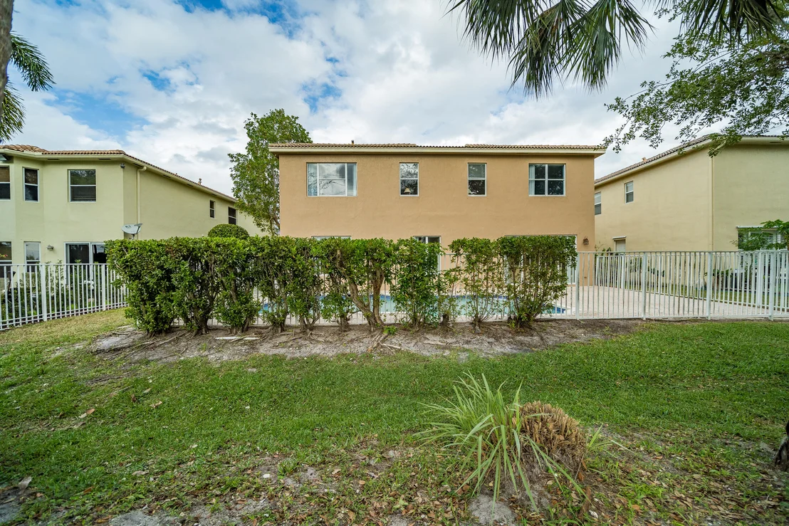 Photo of 1317 Beacon Circle Circle