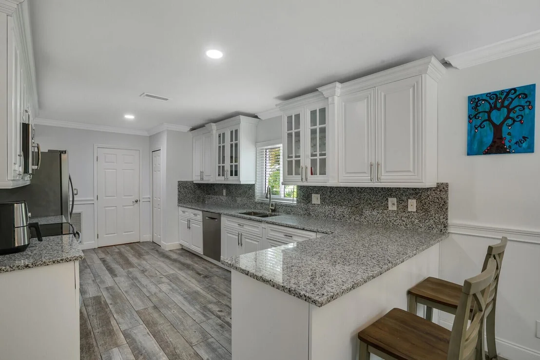 Photo of 4215 Gleneagles Drive