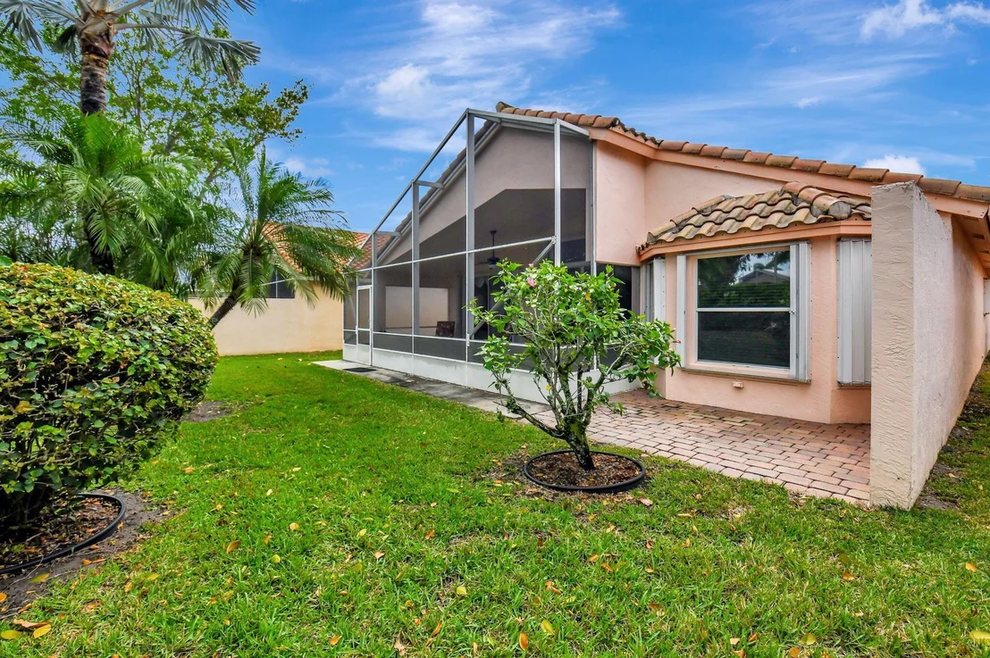 Photo of 5145 Glenville Drive