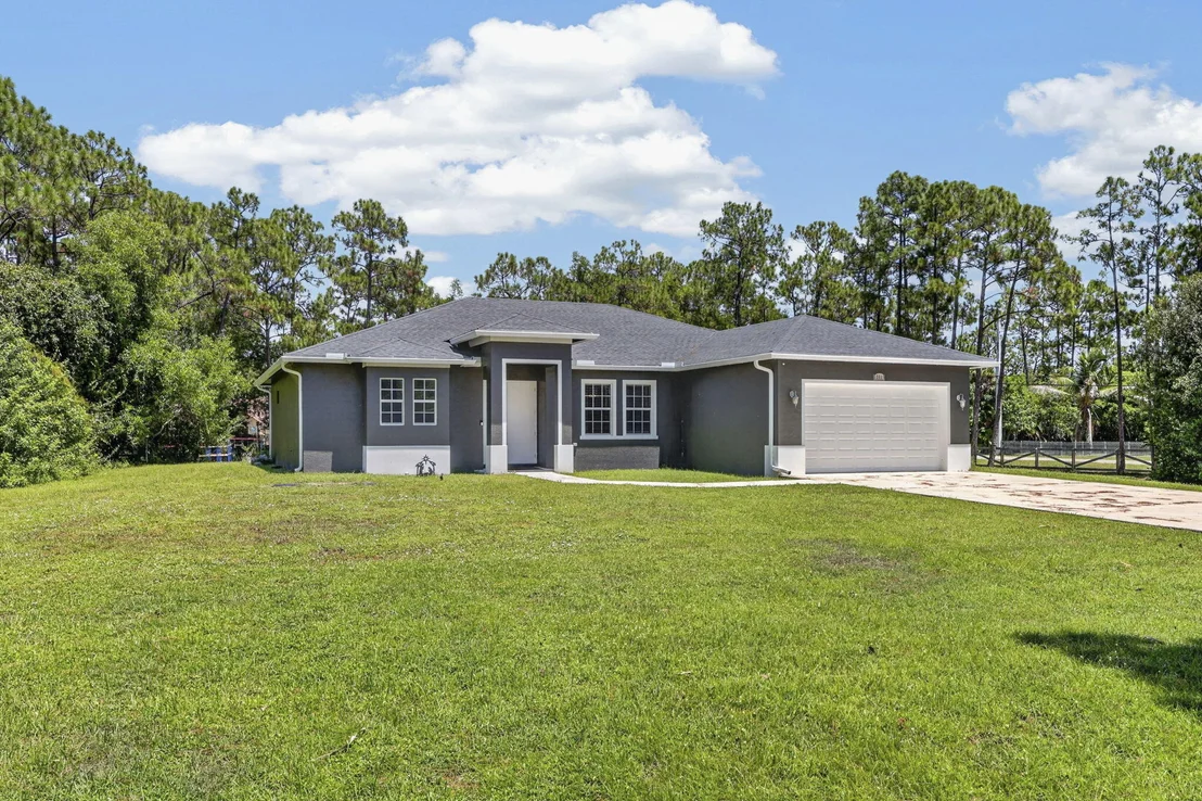 Photo of 17519 Tangerine Boulevard