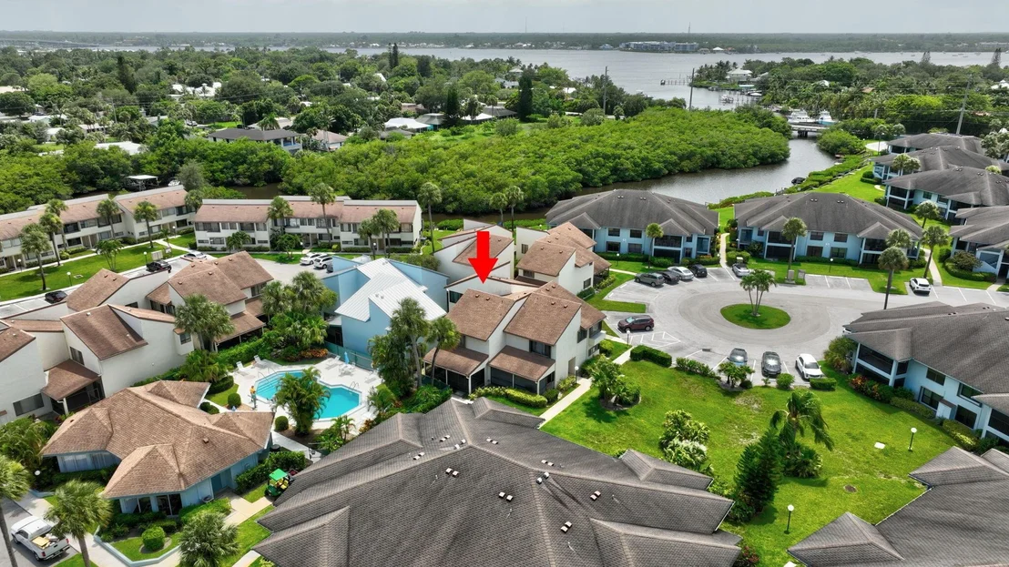 Photo of Unit TH128 at 950 S Kanner Highway