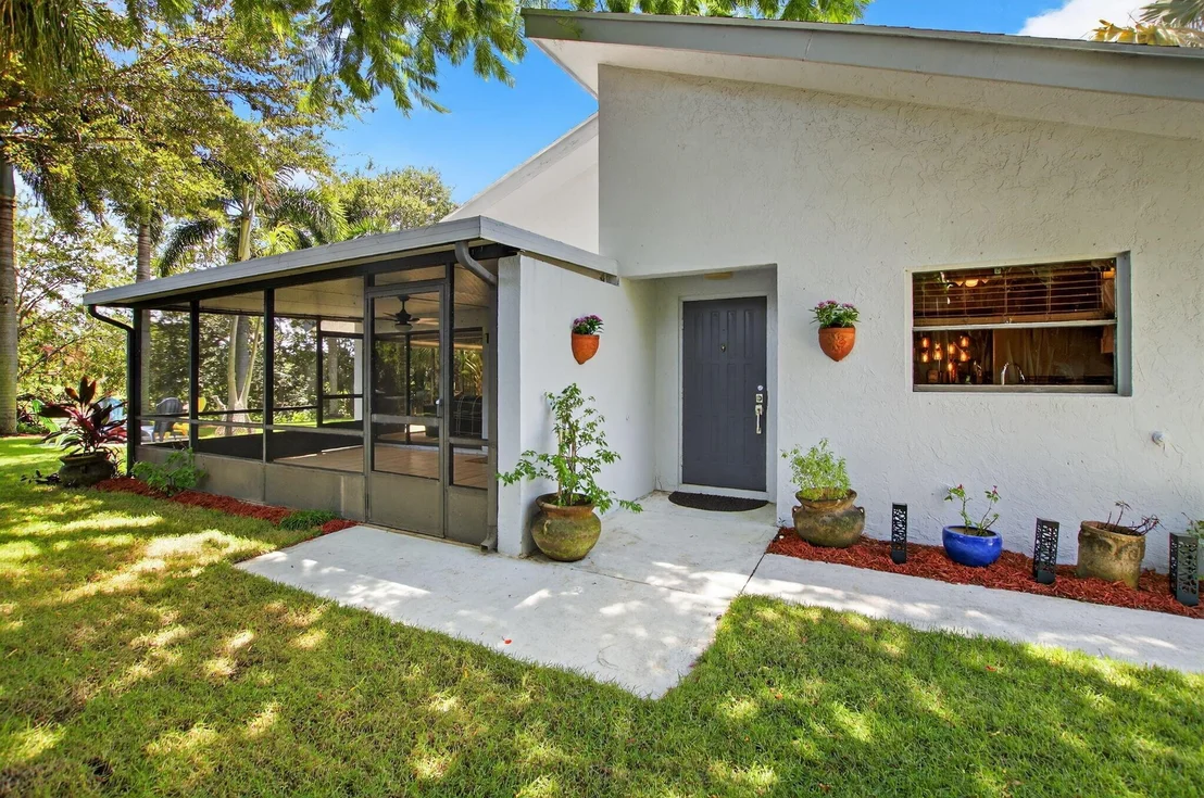 Photo of 22 Baytree Circle