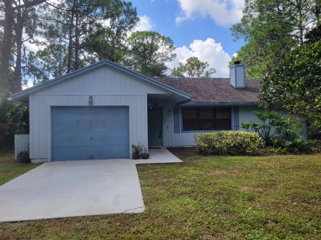 Photo of 16182 88th Road N