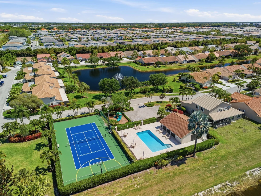 Photo of 8555 Eagle Run Drive