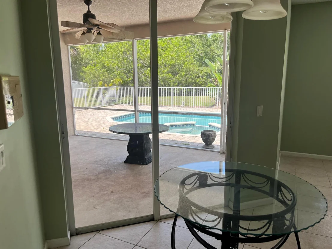 Photo of 6110 46th Lane