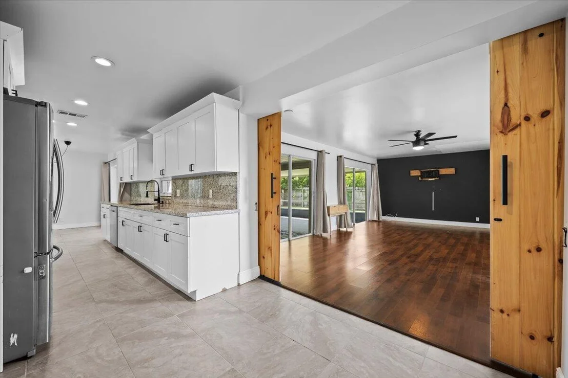 Photo of 3130 Capri Road