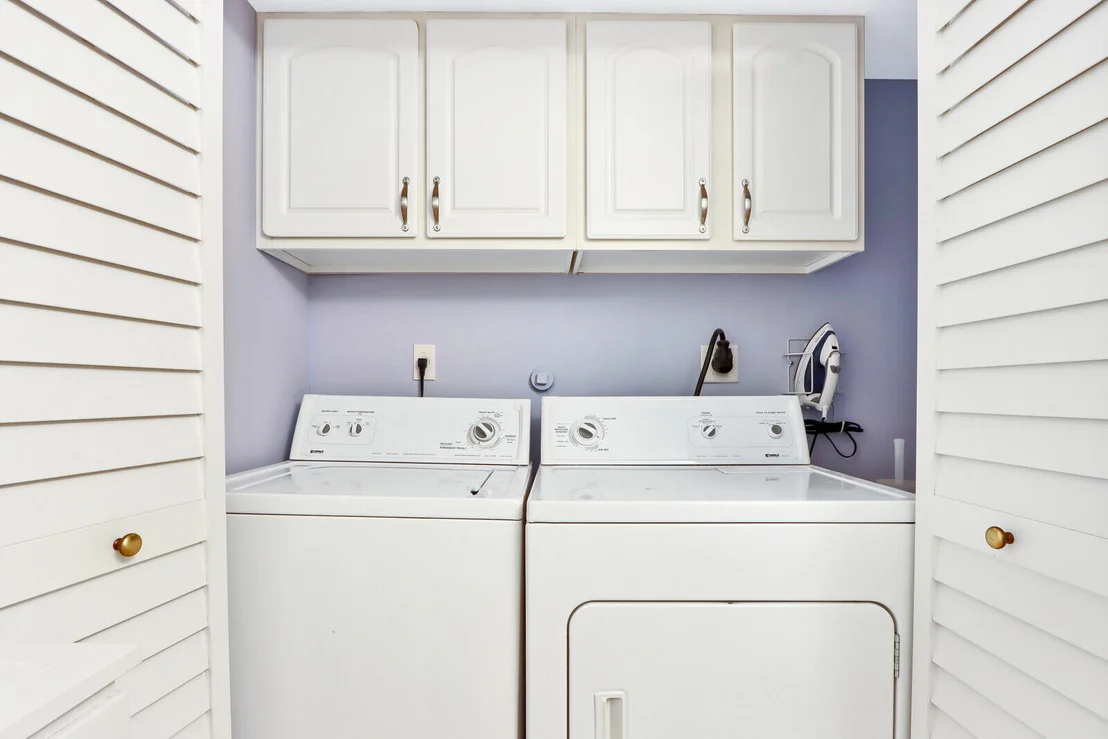 Photo of Unit 18D at 1420 Ocean Way
