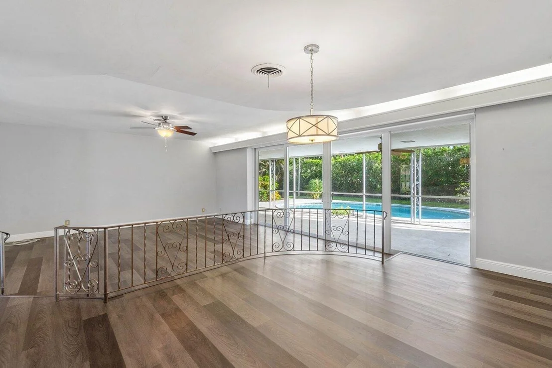 Photo of 1241 Emerald Drive