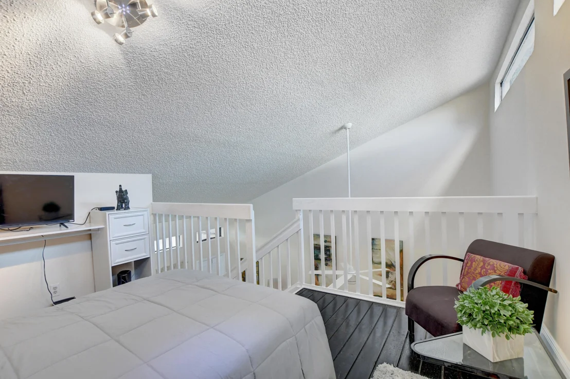 Photo of Unit B at 5110 Nesting Way