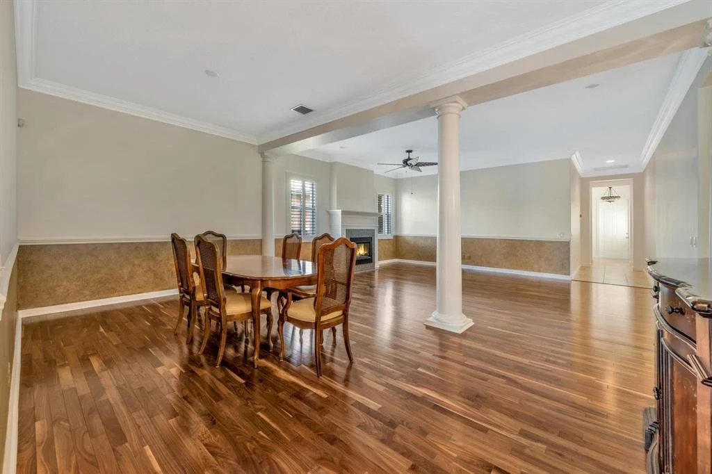 Photo of 1811 W Community Drive