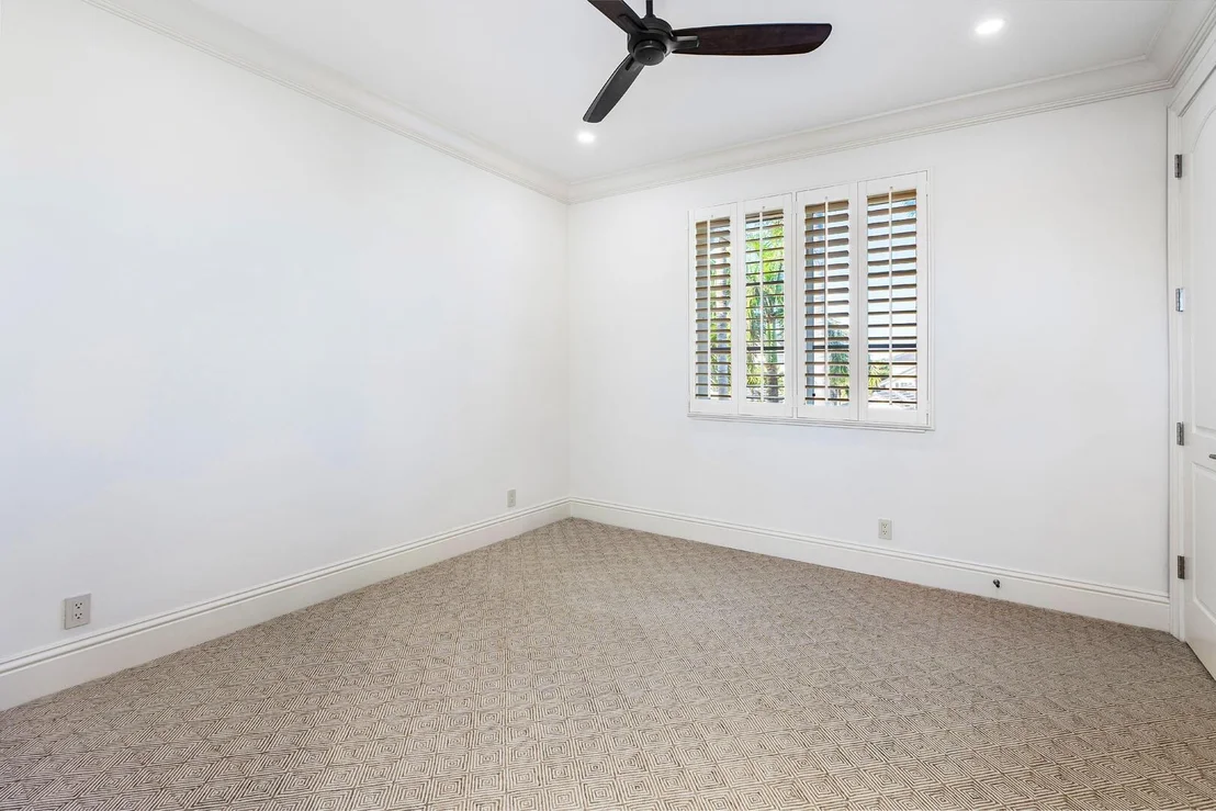 Photo of 384 Royal Palm Way