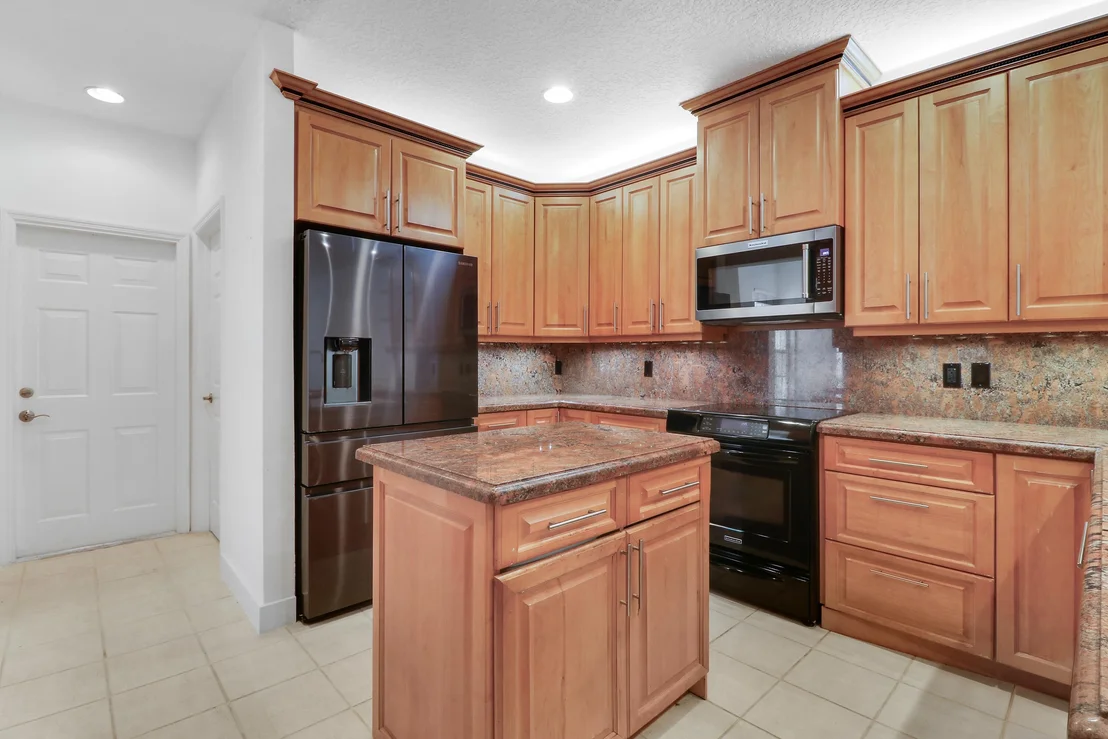 Photo of 12 Grand Bay Circle