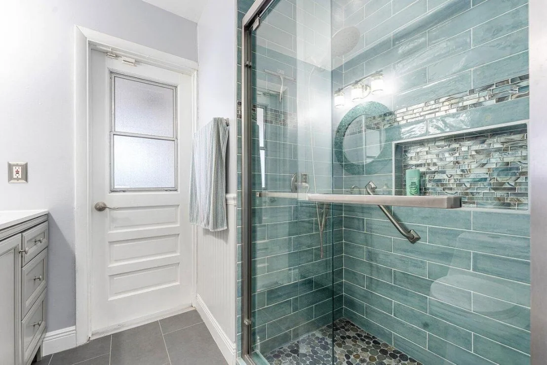 Photo of 5455 Pine Tree Drive