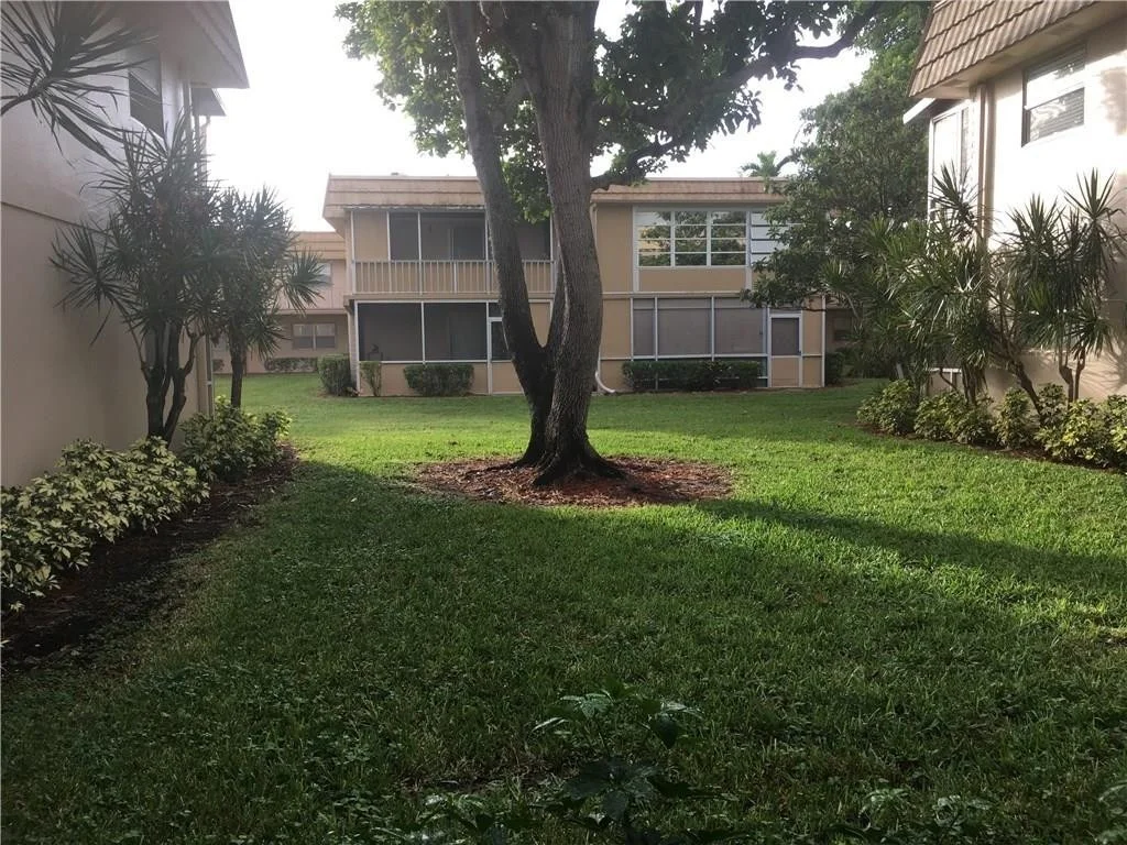 Photo of Unit 534 at 534 Monaco L