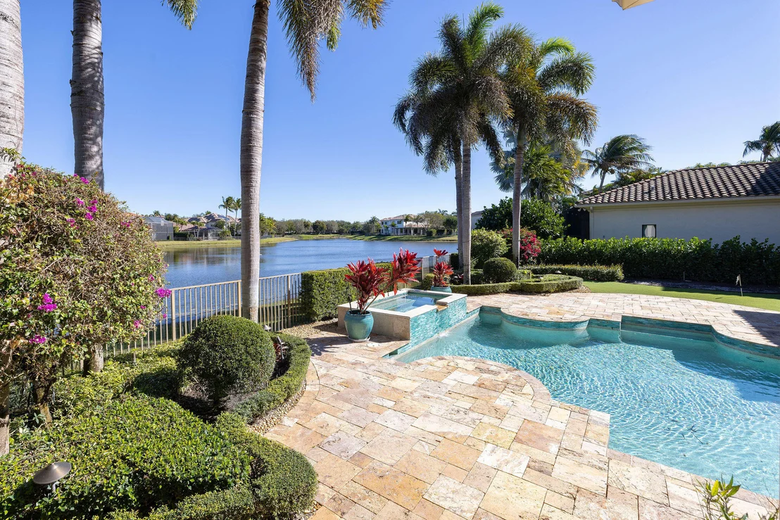 Photo of 9253 Este Lago Drive