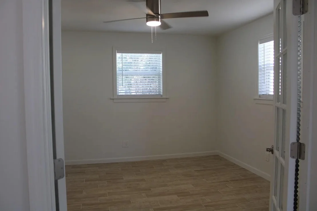 Photo of 47 SE 12TH Street