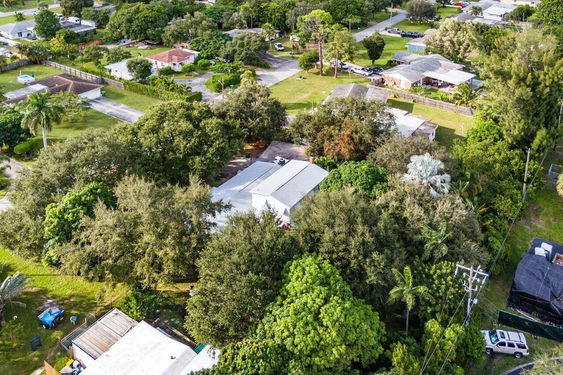 Photo of 3180 Rostan Lane
