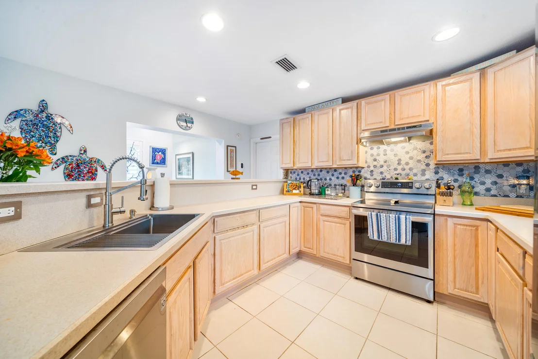 Photo of 1920 Jacaranda Drive