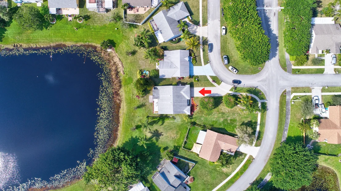 Photo of 1844 Edgewater Drive
