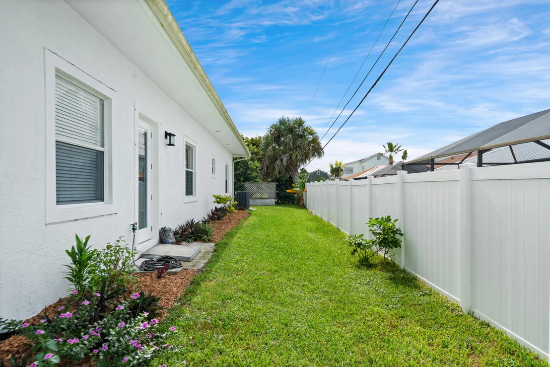 Photo of 5637 SE MAJOR Way