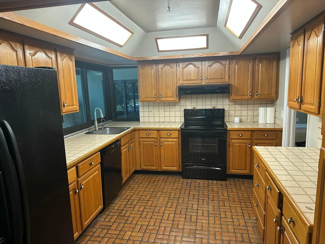 Photo of 563 NW 13th Drive