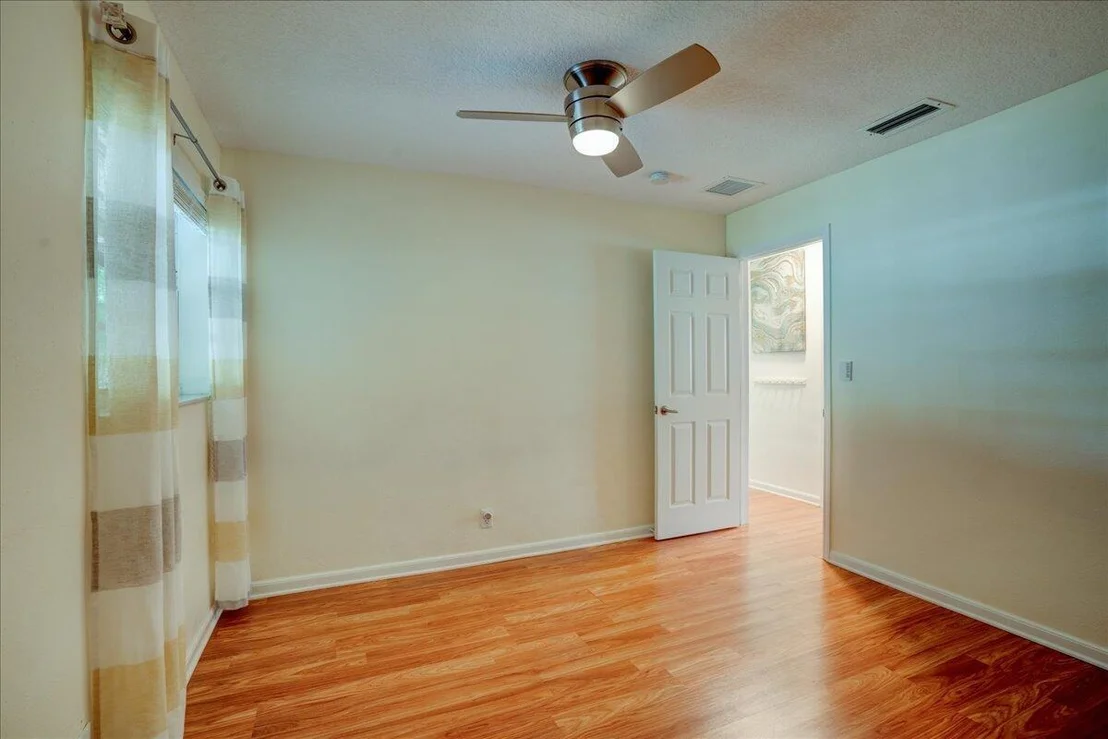 Photo of 39 SE 9th Avenue
