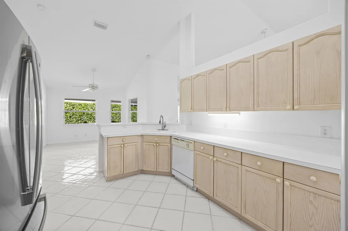 Photo of 1040 Egret Circle Circle N