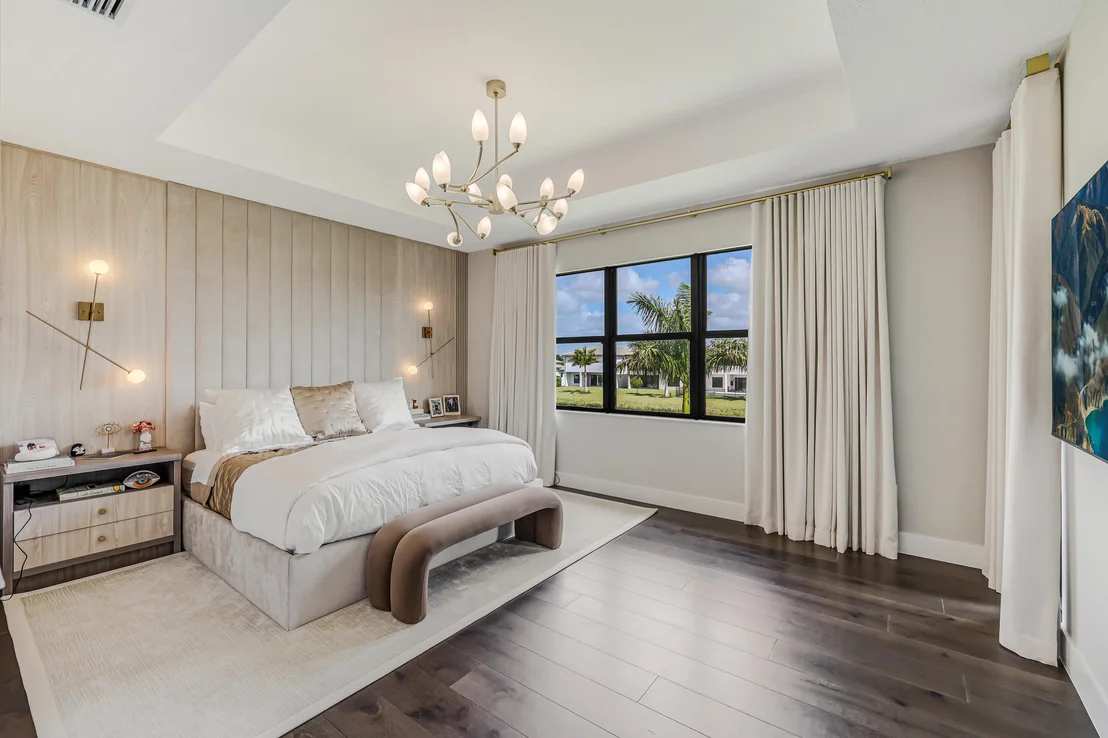 Photo of 8283 Royal County Down Road