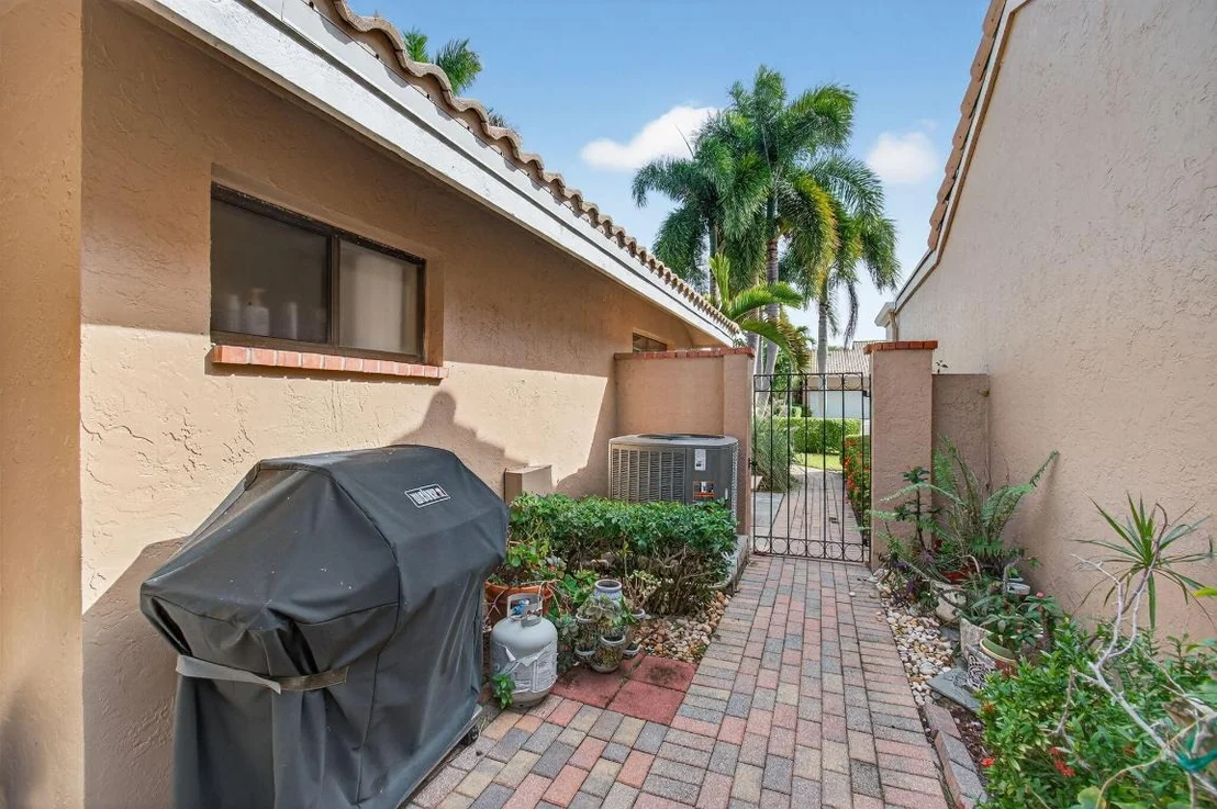 Photo of 11083 Applegate Lane