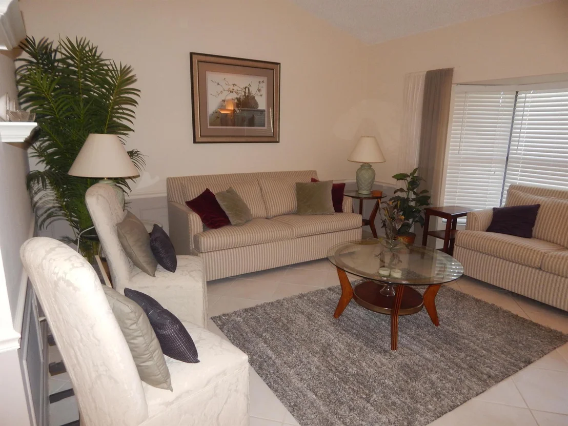 Photo of 6239 Lakemont Circle