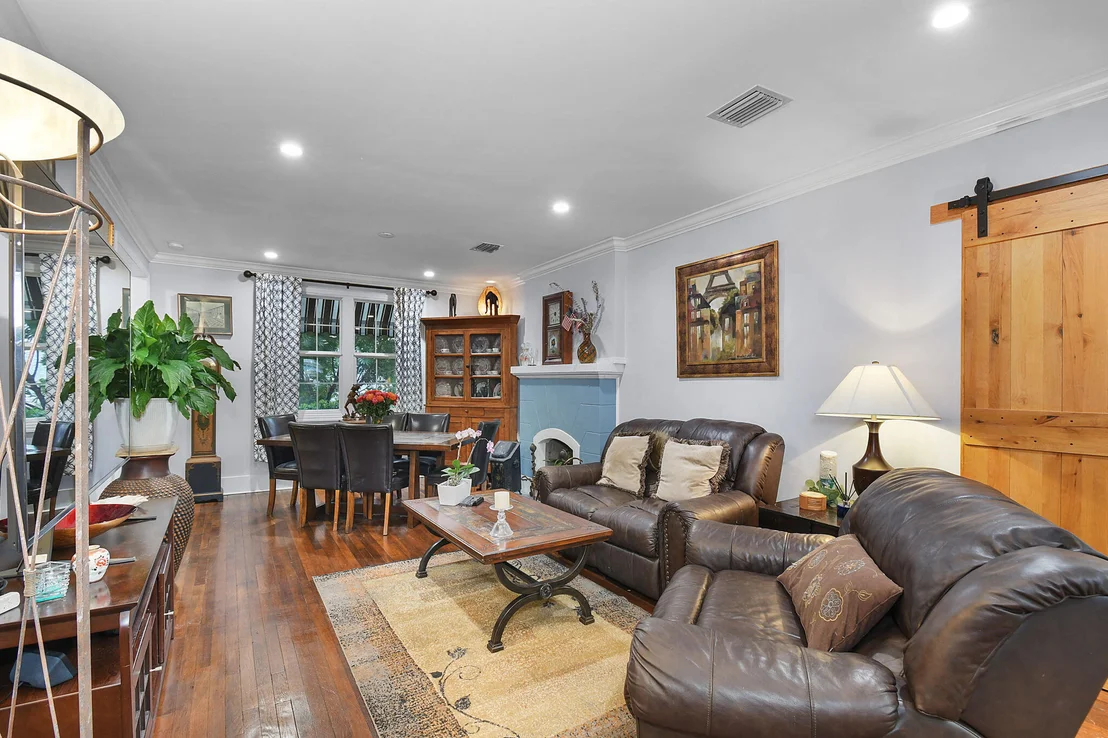 Photo of 525 Evergreen Drive